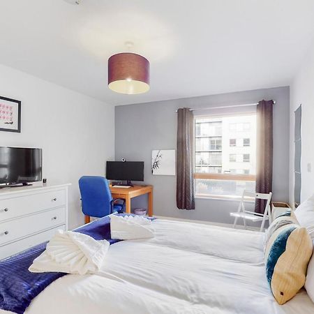 Lovely 1 Bed Apartment In Streatham Londra Exterior foto