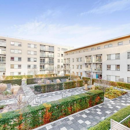 Lovely 1 Bed Apartment In Streatham Londra Exterior foto